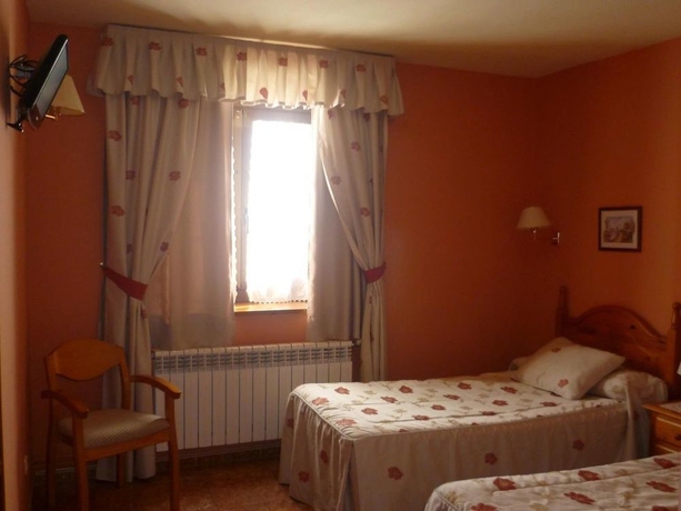 Imagen de la habitación del Hostal Escuils. Foto 2