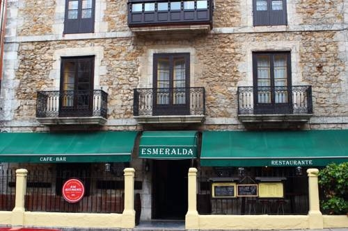 Imagen general del Hostal Esmeralda, Comillas. Foto 9