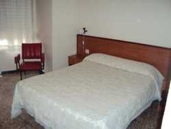 Imagen de la habitación del Hostal España, Cehegin. Foto 5