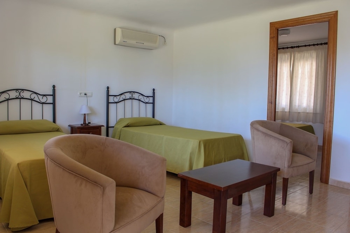 Imagen de la habitación del Hostal Esperanza, Benajarafe. Foto 12