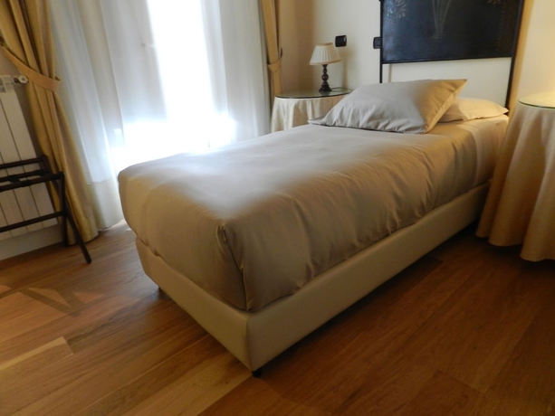 Imagen de la habitación del Hostal Etnea suite 668. Foto 4