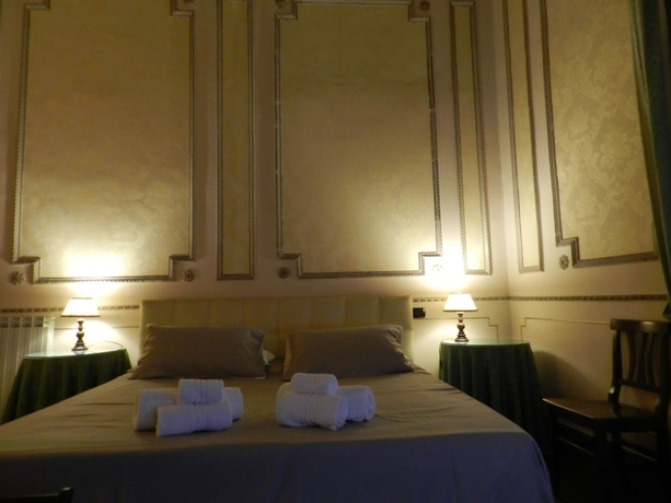 Imagen de la habitación del Hostal Etnea suite 668. Foto 5