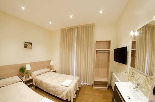 Imagen general del Hostal Excellence, CIUTAT VELLA/ EL RAVAL. Foto 5