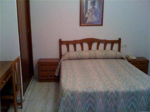 Imagen de la habitación del Hostal Excelsior, Gran Vía. Foto 9