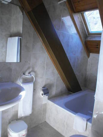 Imagen de la habitación del Hostal Ezkaurre. Foto 5