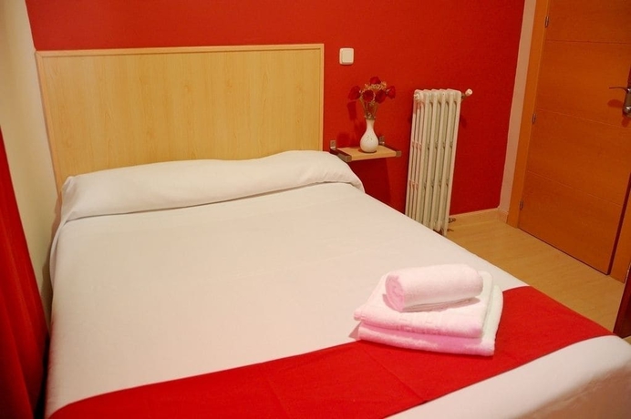 Imagen de la habitación del Hostal Falfes. Foto 5