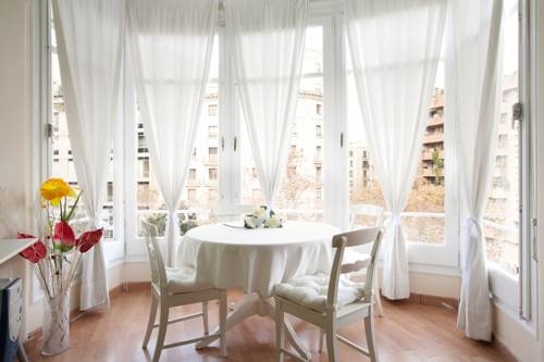 Imagen general del Hostal Felipe Ii, Eixample. Foto 5