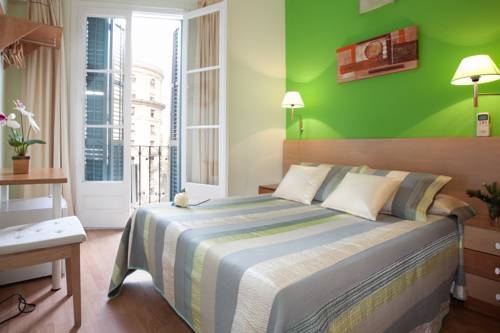 Imagen general del Hostal Felipe Ii, Eixample. Foto 11