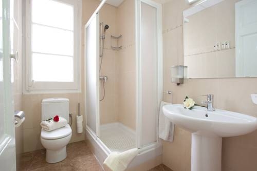 Imagen general del Hostal Felipe Ii, Eixample. Foto 15