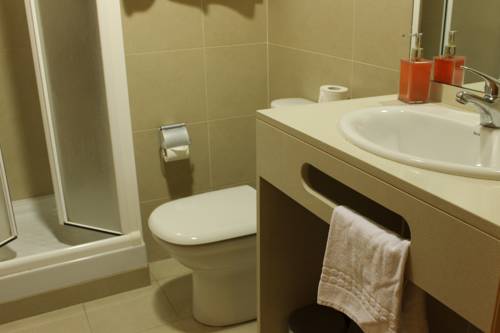 Imagen de la habitación del Hostal Fina, Las Ramblas. Foto 3