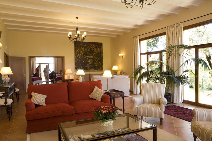 Imagen de los interiores del Hostal Finca La Fronda. Foto 12