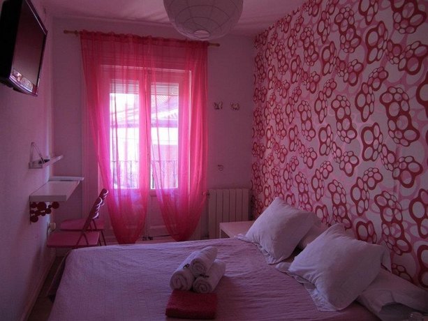 Imagen de la habitación del Hostal Flat5madrid. Foto 2