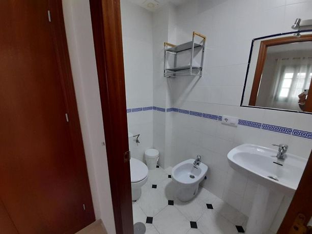 Imagen de la habitación del Hostal Fleming. Foto 5