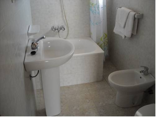 Imagen general del Hostal Flor Blanco. Foto 4