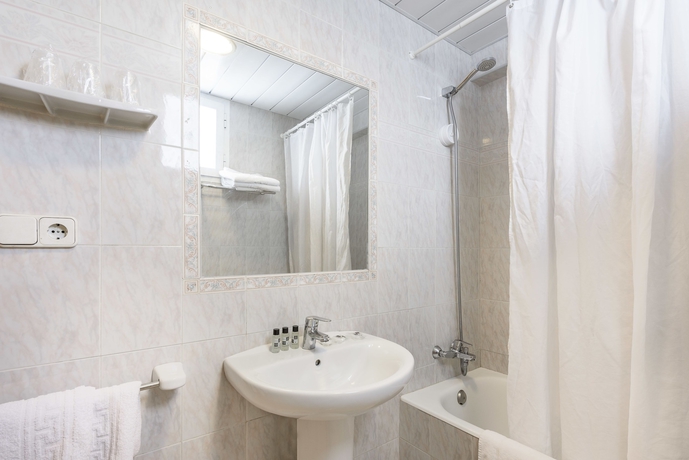 Imagen de la habitación del Hostal Florencio. Foto 6