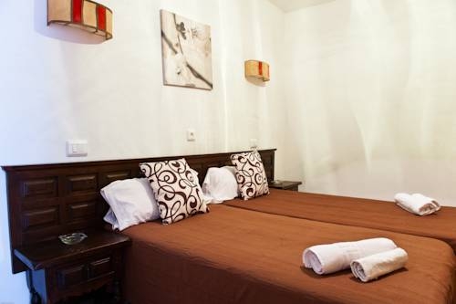 Imagen general del Hostal Flores. Foto 7