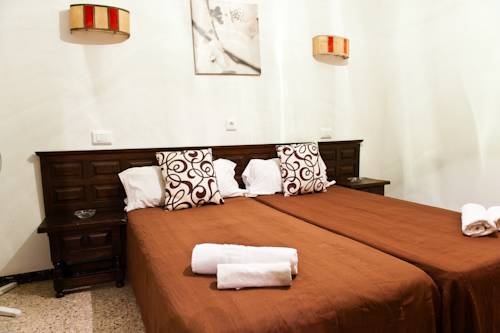 Imagen general del Hostal Flores. Foto 8