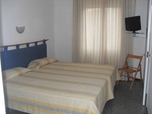 Imagen general del Hostal Fonda Can Dalfo. Foto 2