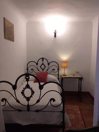 Imagen general del Hostal Fonda Del Tozal. Foto 8