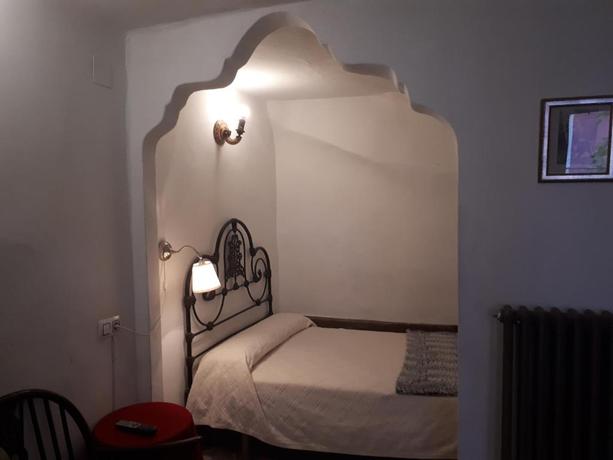 Imagen general del Hostal Fonda Del Tozal. Foto 10