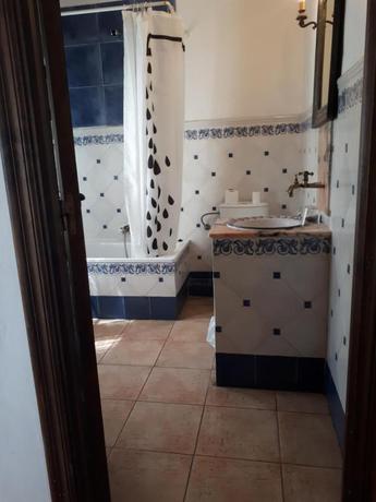 Imagen general del Hostal Fonda Del Tozal. Foto 13