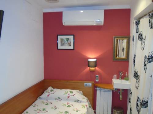 Imagen de la habitación del Hostal Fonda Galicia. Foto 9