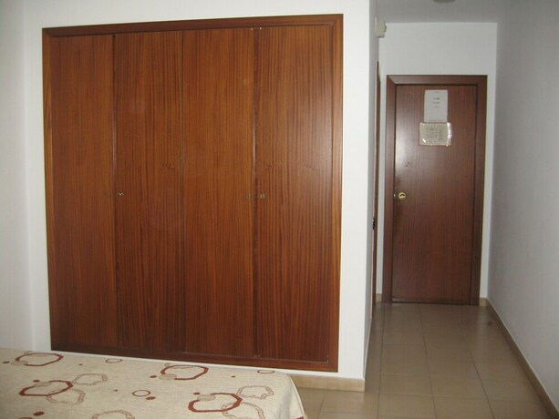 Imagen general del Hostal Fontdemora. Foto 12