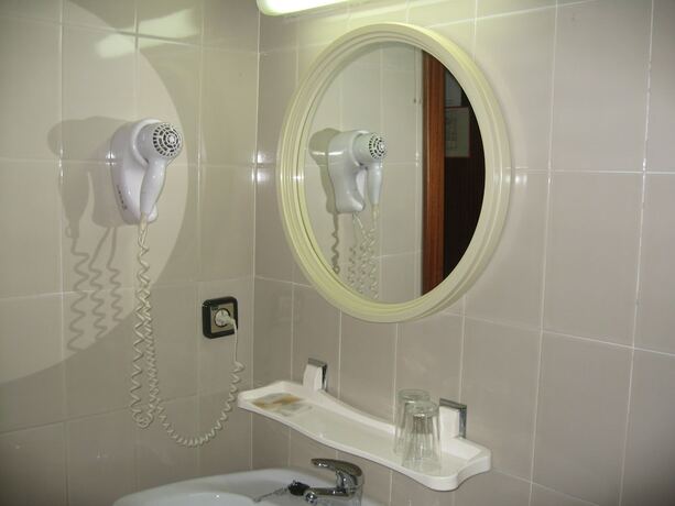 Imagen general del Hostal Fontdemora. Foto 15