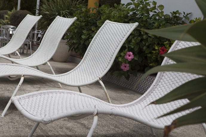 Imagen de los exteriores del Hostal Fortuna, Los Caños de Meca. Foto 9