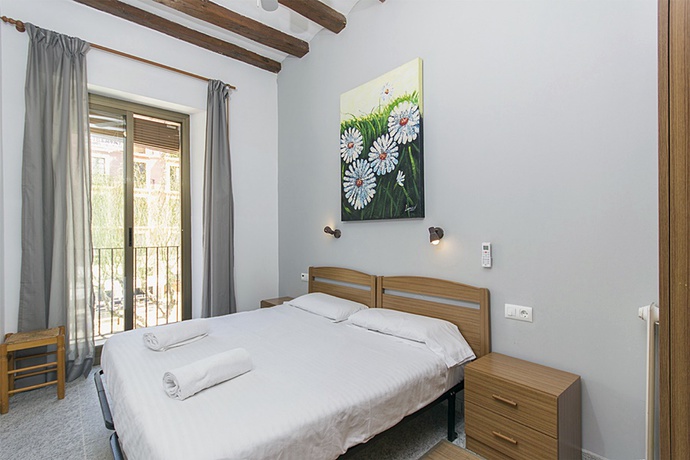 Imagen de la habitación del Hostal Forum Tarragona. Foto 4