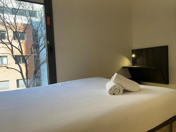 Imagen de la habitación del Hostal Four Points Flex by Sheraton Madrid Atocha. Foto 3