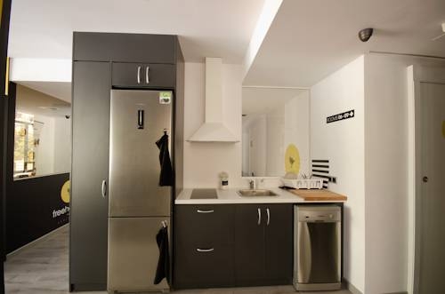 Imagen general del Hostal Free Hostels Barcelona. Foto 3