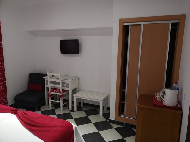 Imagen de la habitación del Hostal Frentomar. Foto 6