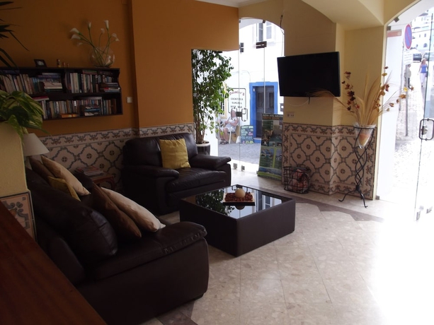 Imagen de los interiores del Hostal Frentomar. Foto 18