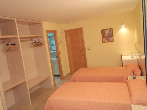 Imagen general del Hostal Fronton. Foto 2