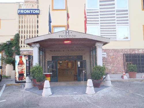 Imagen general del Hostal Fronton. Foto 3