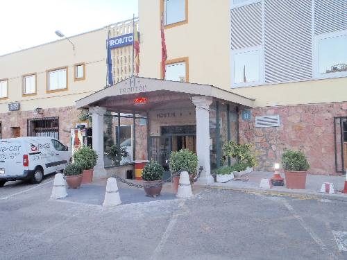 Imagen general del Hostal Fronton. Foto 4
