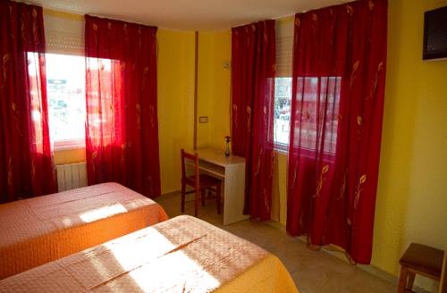 Imagen general del Hostal Fronton. Foto 5