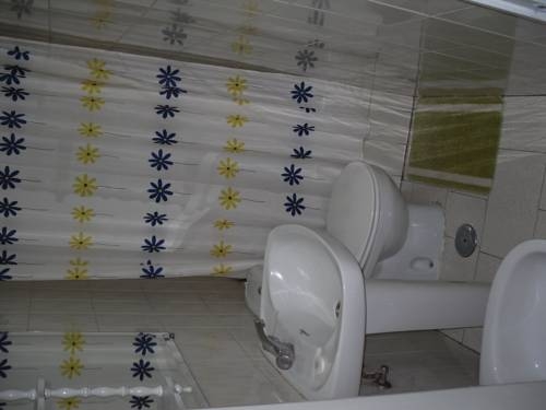 Imagen de la habitación del Hostal Fuentesol. Foto 7