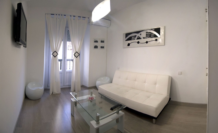 Imagen de los interiores del Hostal Gala, Centro de Madrid. Foto 15