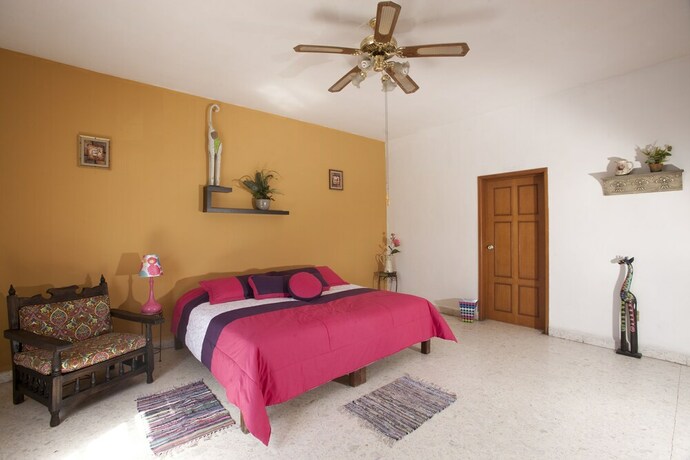 Imagen de la habitación del Hostal Galerie, Santiago de Queretaro. Foto 2