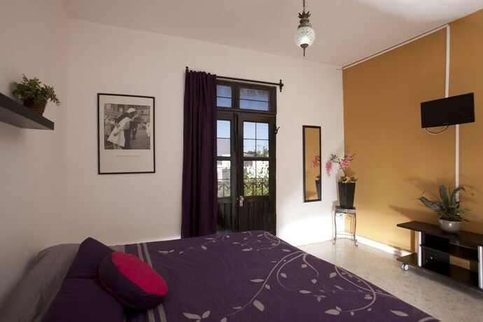 Imagen de la habitación del Hostal Galerie, Santiago de Queretaro. Foto 12