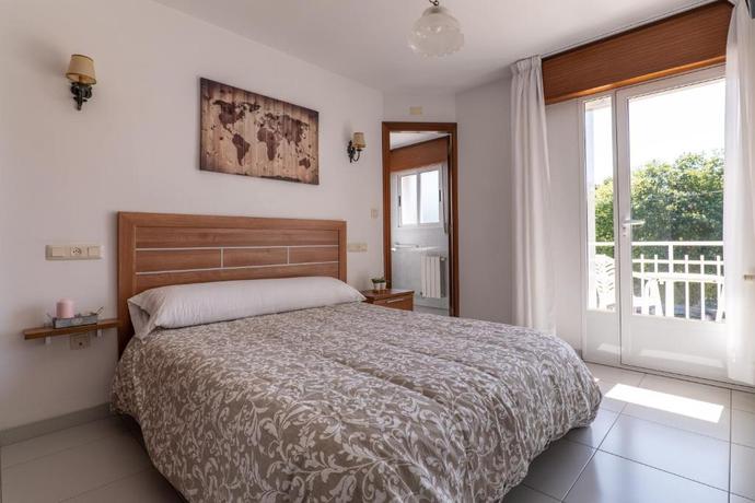 Imagen de la habitación del Hostal Galerna. Foto 4