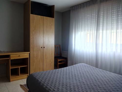 Imagen de la habitación del Hostal Galicia Arteixo. Foto 10