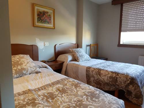 Imagen de la habitación del Hostal Galicia Arteixo. Foto 12