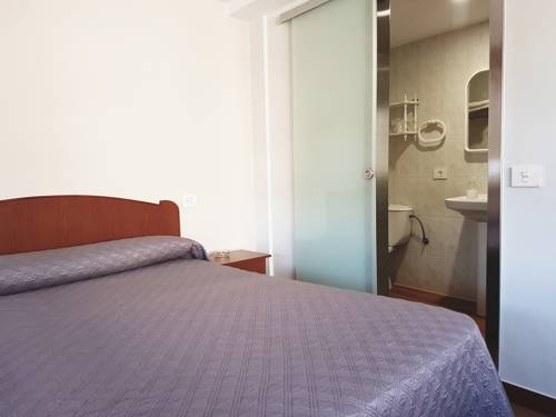 Imagen de la habitación del Hostal Galicia Arteixo. Foto 15