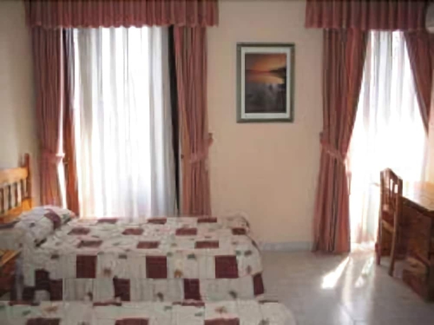 Imagen de la habitación del Hostal Gallardo. Foto 5