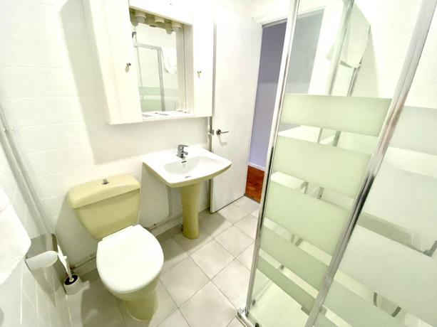 Imagen de la habitación del Hostal Garden Lodge Evencio. Foto 3