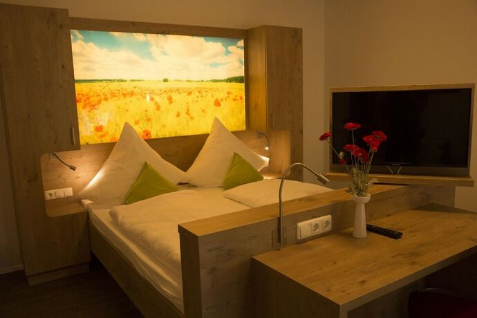 Imagen de la habitación del Hostal Gasthaus Schwarzer Adler. Foto 19