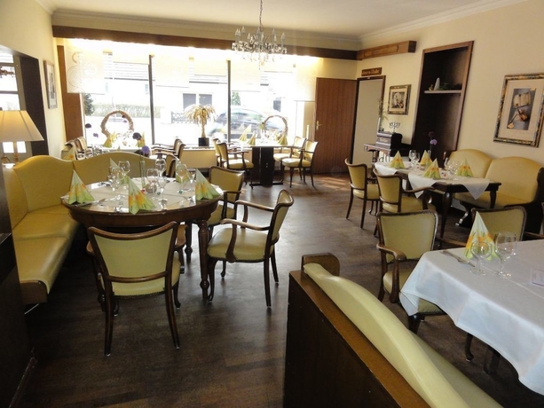 Imagen del bar/restaurante del Hostal G&auml;stehaus Des Haus Krone. Foto 4